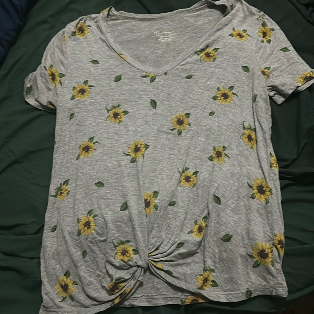 Sunflower tee